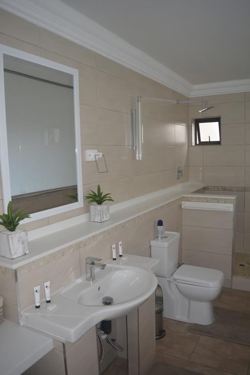 Beach Retreat Guesthouse Amanzimtoti Exterior foto